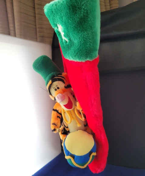 Disney Tigger Stocking Unisex Holiday Kids/Adults 🔥🌊🌟BUNDLE AND SAVE - Picture 3 of 11